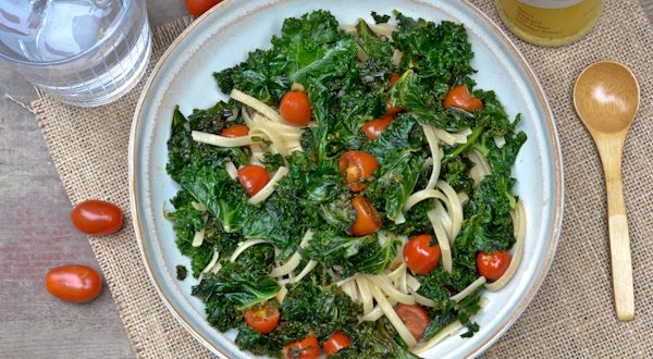 Garlicky Kale Pasta