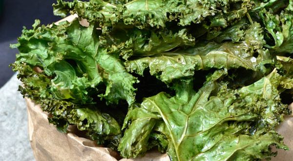 Salt & Vinegar Kale Chips